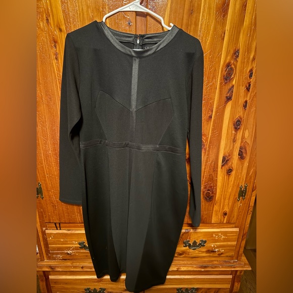 No Tag NEVER WORN ! Kardashian Kollection Black Long Sleeve Dress -  www.ice4pros.com.br